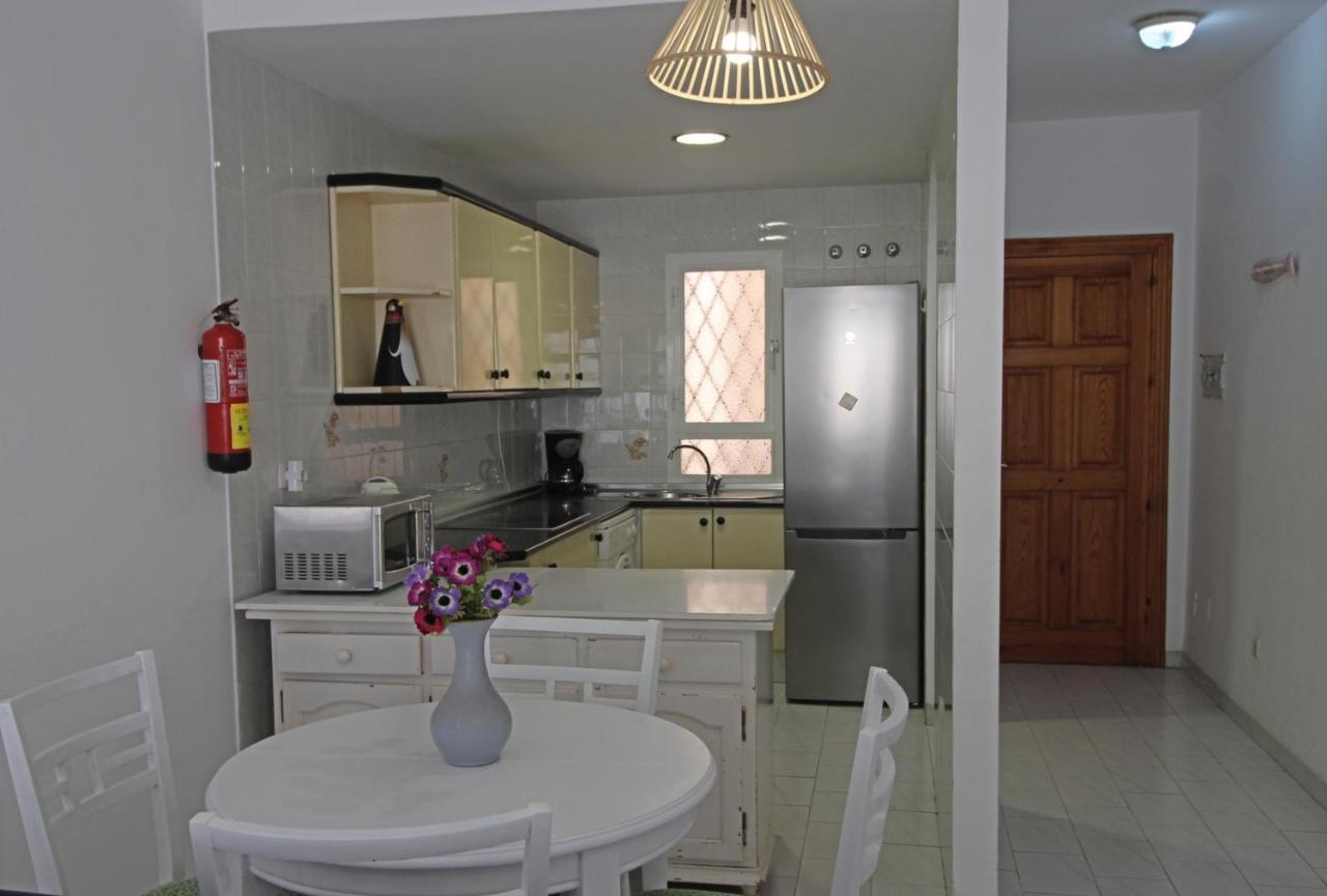 Carihuela Beach Apartment, 2Nd Line Torremolinos Ngoại thất bức ảnh