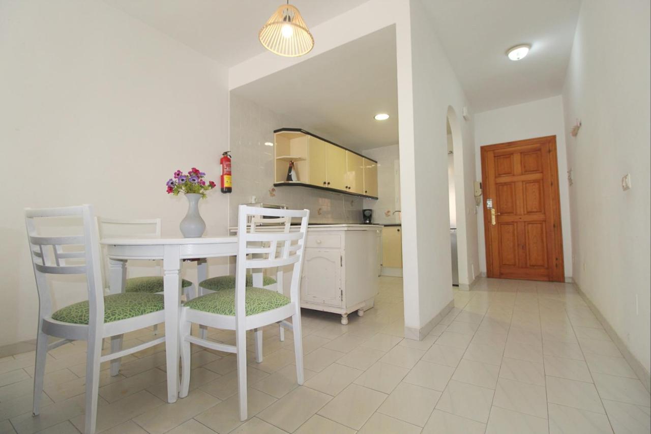 Carihuela Beach Apartment, 2Nd Line Torremolinos Ngoại thất bức ảnh